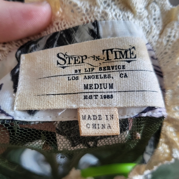 Lip Service Mechanique Menagerie Gothic Victorian Ivory Green Chiffon Blouse M - Picture 7 of 8